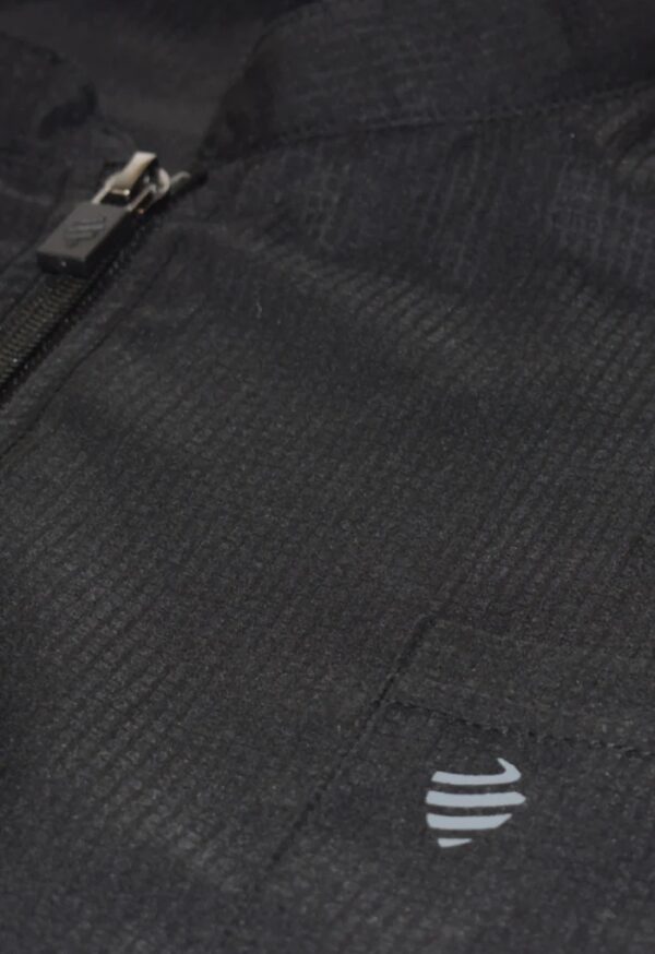 Barber Strong Vest - Black - Close Up